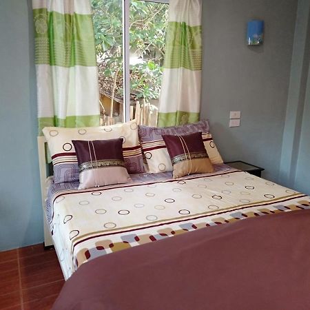 Chandra Hostel Ko Tao Buitenkant foto