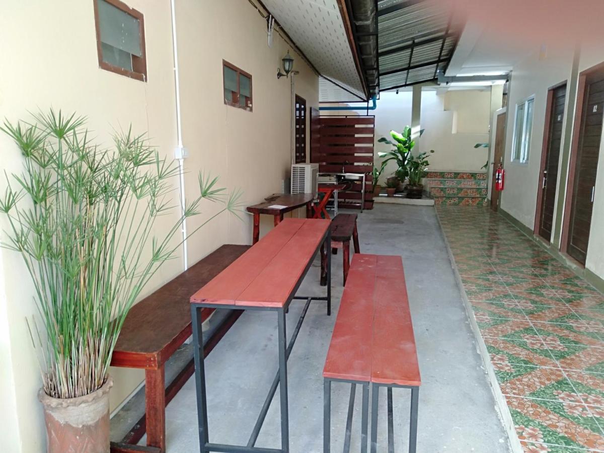 Chandra Hostel Ko Tao Buitenkant foto